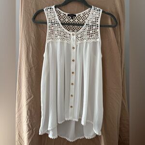 Monteau White Sleeveless Lace Blouse